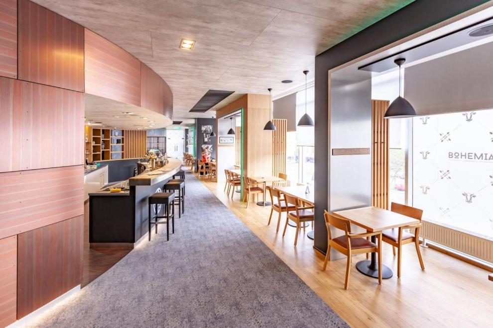 טריניץ Steelhouse Hotel מראה חיצוני תמונה