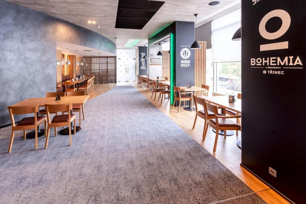 טריניץ Steelhouse Hotel מראה חיצוני תמונה