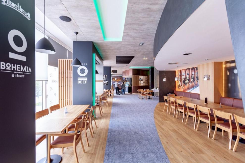 טריניץ Steelhouse Hotel מראה חיצוני תמונה